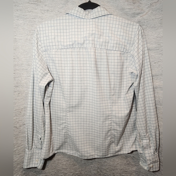 L.L. Bean Women's Long Sleeve Shirt, Button Front Small Pale Blue - Picture 4 of 5